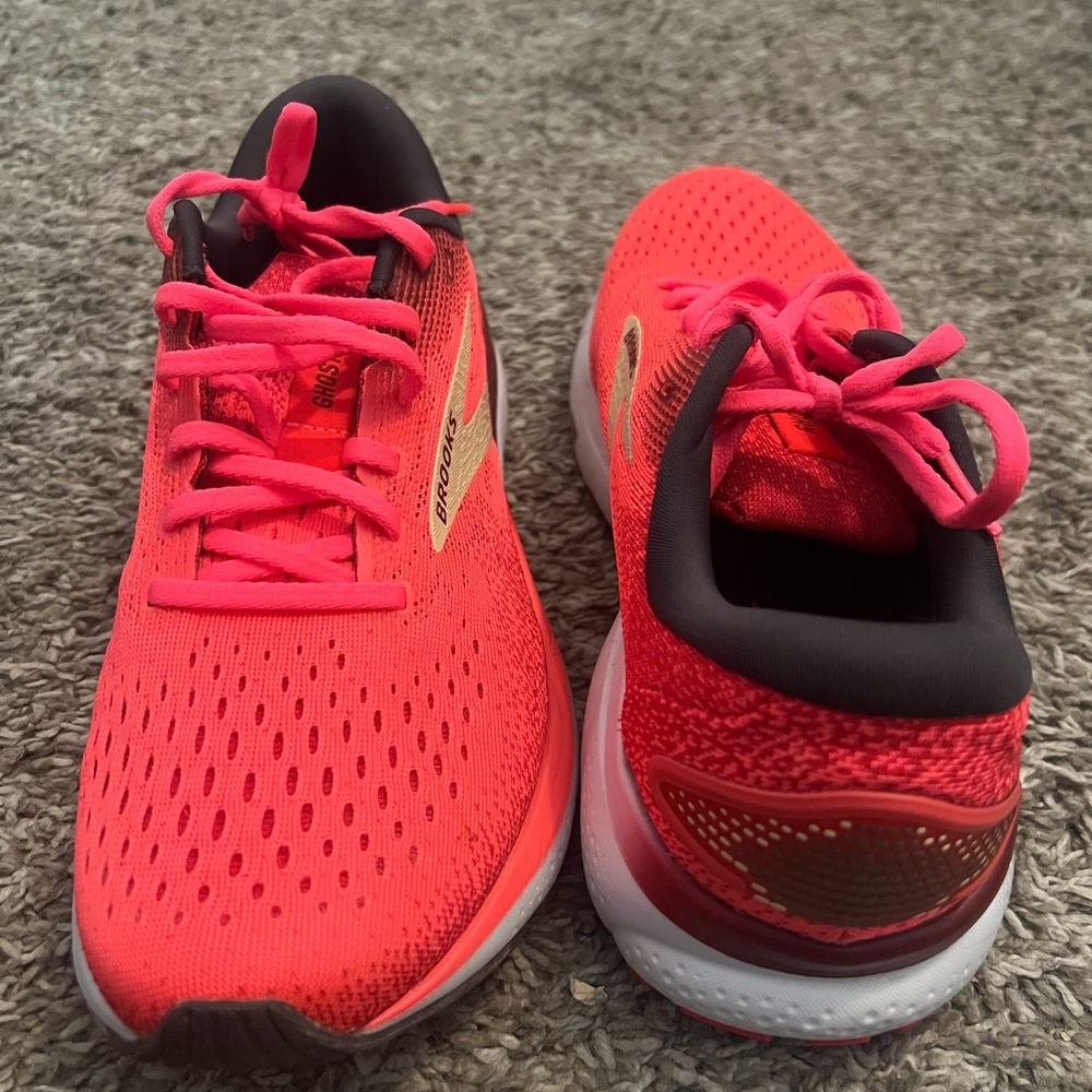 Brooks Ghost 16 Running Shoes